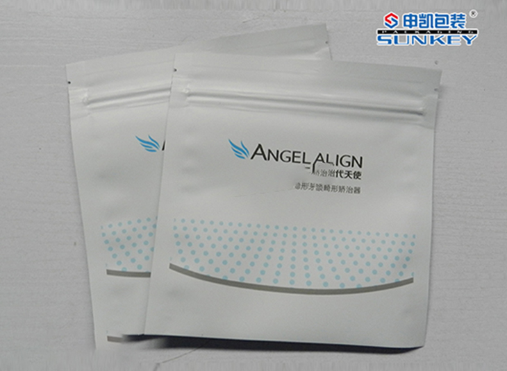 医用牙齿矫治器米兰（中国）